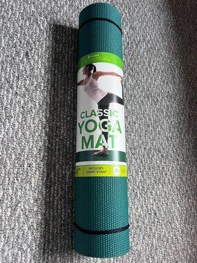 Gaiam Essentials Classic Yoga Mat With Carry Strap - 6mm Thick Non-Toxic 72"x24"